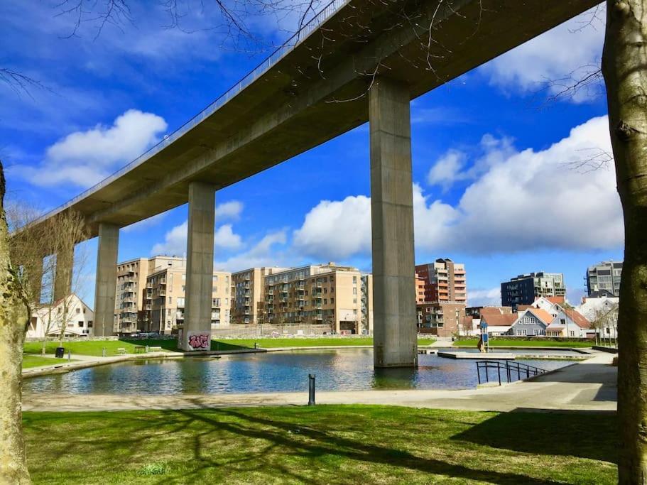 Spacious Waterfront Apartment With Free Parking - Upgraded 2024 Stavanger Ngoại thất bức ảnh